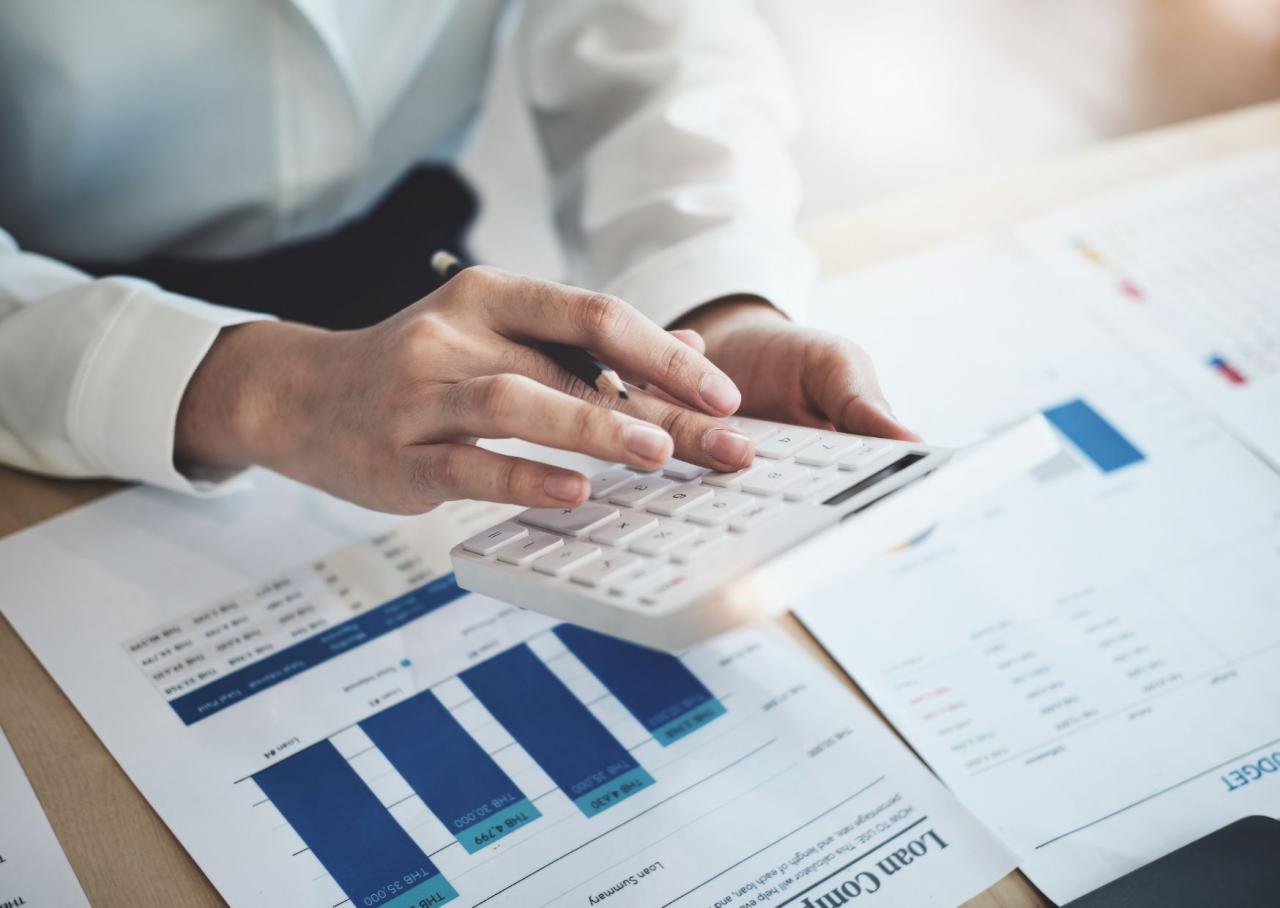 Budgeting Tricks for a Beginner to Save More Money